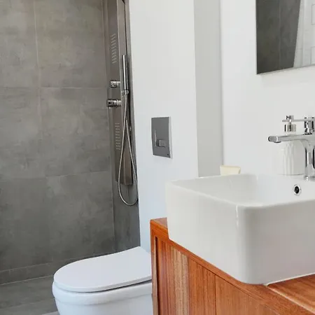 Luxury Seven ヴィラ スキアトスタウン