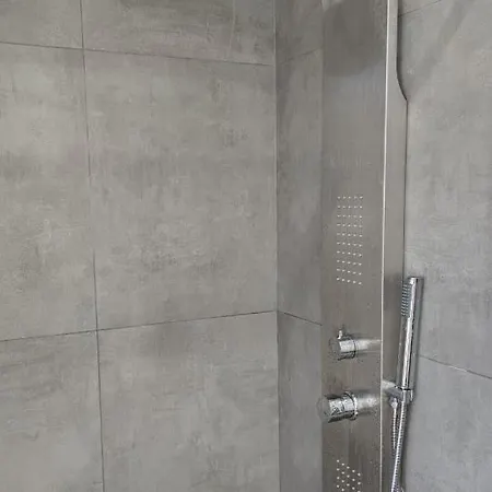 ヴィラ Luxury Seven *